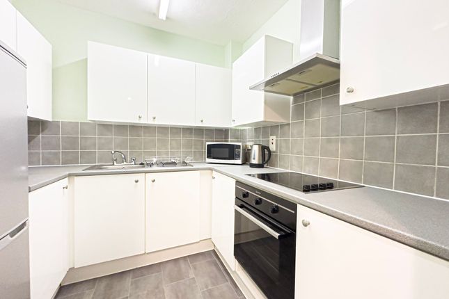 105 Tudor Court, Liverpool photo 2