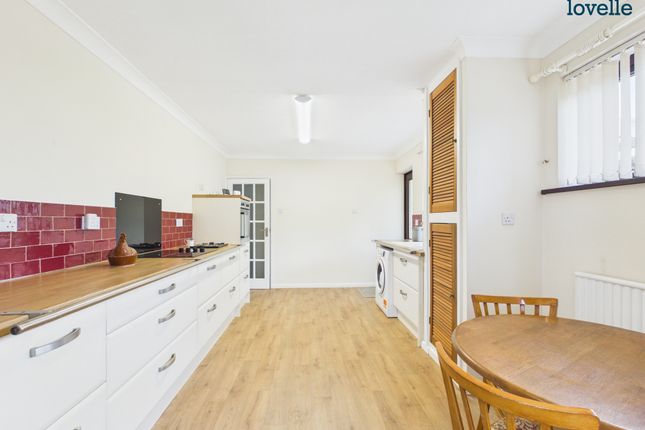 22, Manor Road, Saxilby photo 4