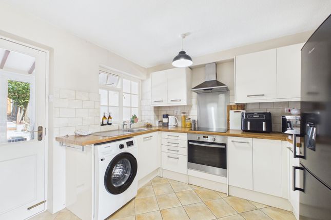 108 Charnwood Lane, Nottingham photo 3