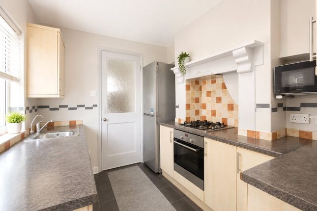 38, Albert Road, London photo 5