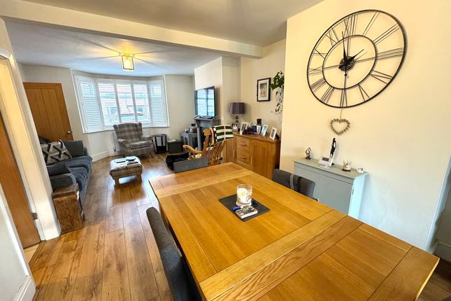 6, Elmfield Road, Nuneaton photo 3