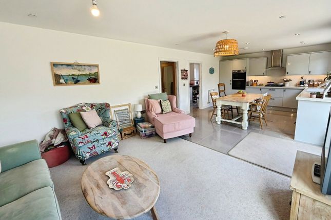 14, Llys Tirnant, Ammanford photo 4
