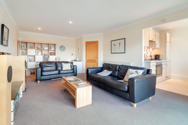 2, The Moorings, Exmouth photo 5