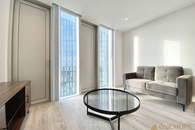Flat to rent in Silvercroft Street, Blade Tower