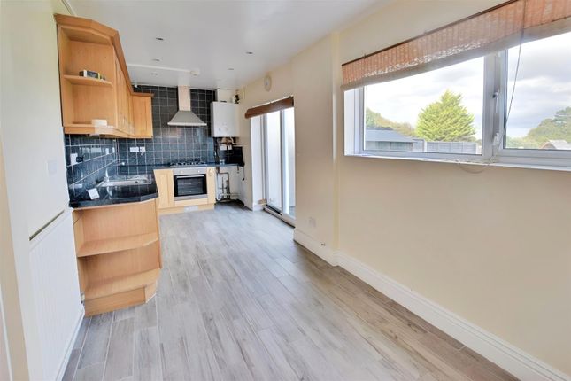 Thumbnail Semi-detached house to rent in Summerhouse Way, Abbots Langley