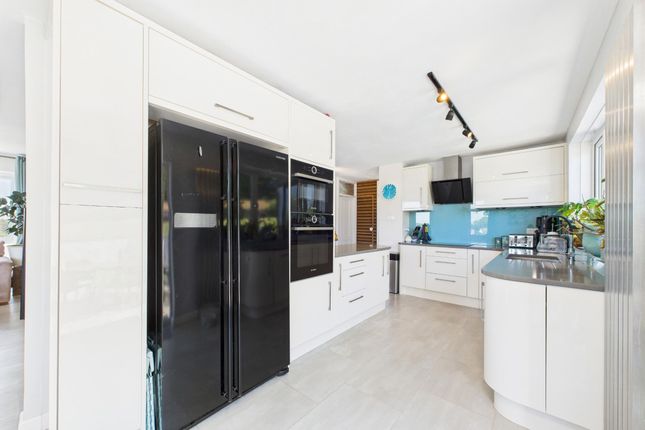 7 Cornacre Road, Torquay photo 2