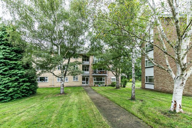 Flat for sale in Glyme Close, Woodstock