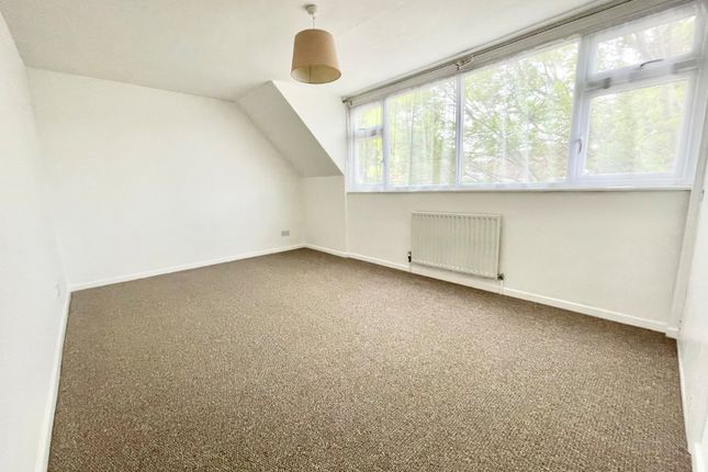 47, Nash Court Road, Kent photo 4