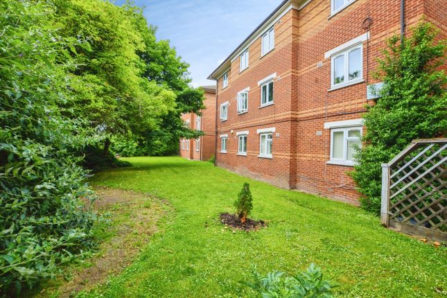 6 Rambler court, Swynford Gardens, Flat 6 Rambler Court, London photo 4