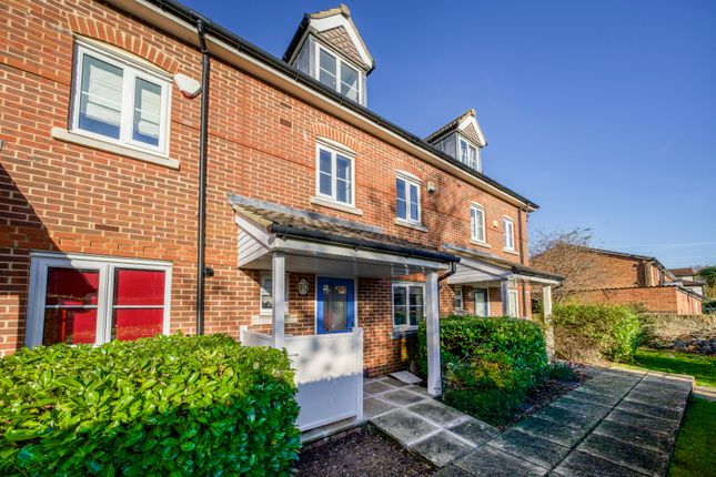 Thumbnail Terraced house to rent in The Greenway, Cowley, Uxbridge