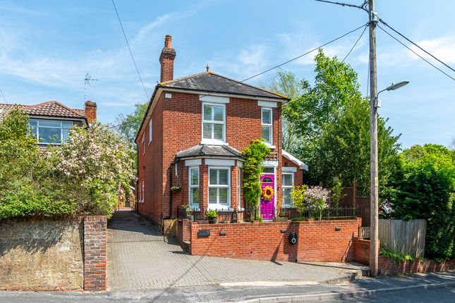 Thumbnail Detached house for sale in Woolston Road, Netley Abbey