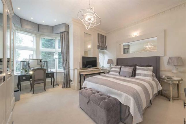 Property to rent in Frognal, Hampstead