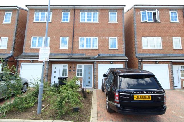 Thumbnail Property for sale in Wingate Road, Luton