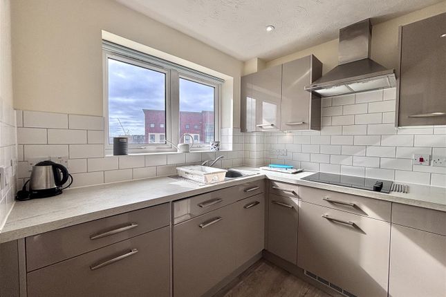 25 Perran Lodge, Narrowcliff, Newquay photo 2