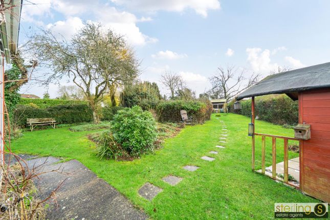 54, Scatterdells Lane, Kings Langley photo 2