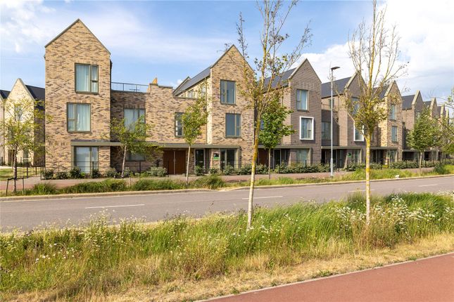 4-bed terraced on 4, Apple Walk, Cambridge, £2,850/mo
