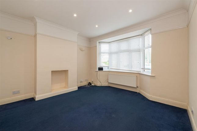 65, Cherry Drive, Canterbury photo 2