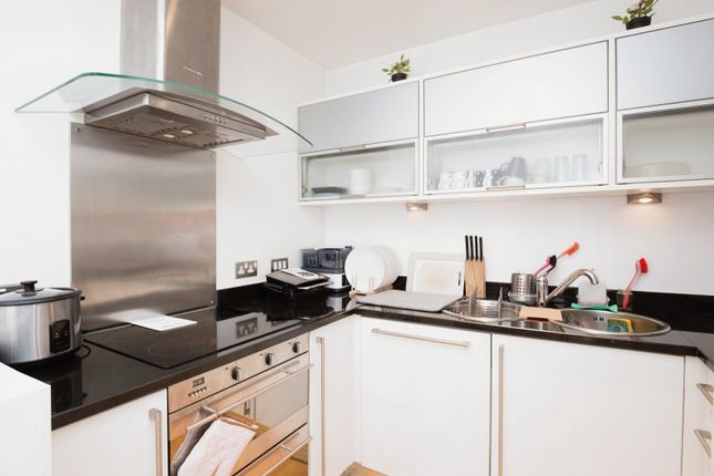 Apartment 811, The Lock Building, 41, Whitworth Street West, Manchester photo 3