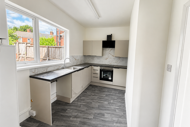 2 bed property for rent in Barnsley Road, Moorthorpe, South Elmsall, Pontefract WF9