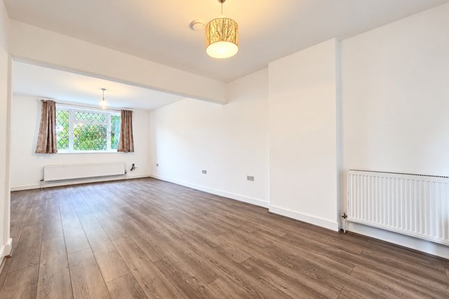 Dorchester Way, Harrow photo 4