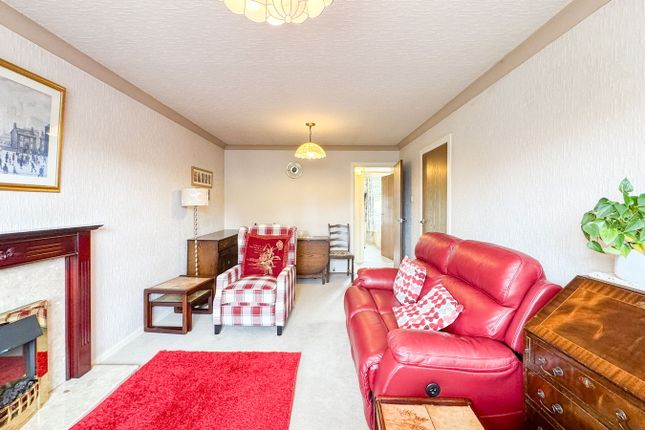 20, Marlbeck Close, Holmfirth photo 5
