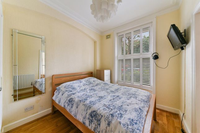 Flat to rent in Parliament Hill Mansions, Lissenden Gardens