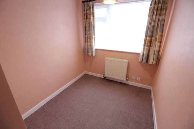 Terraced house to rent in Tees Close, Farnborough, Hampshire