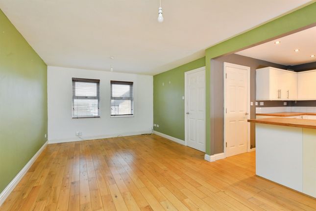 16, Babis Farm Way, Saltash photo 4