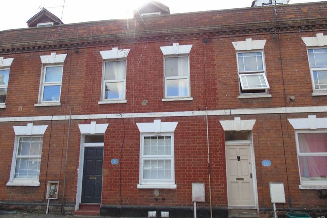 Flat for sale in Russell Street, Gloucester