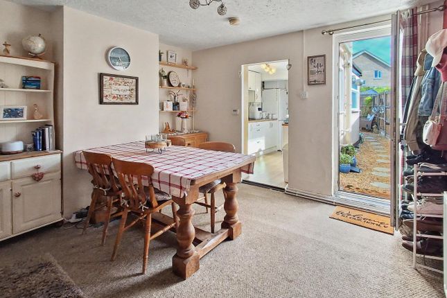 69, Lime Tree Place, Stowmarket photo 4