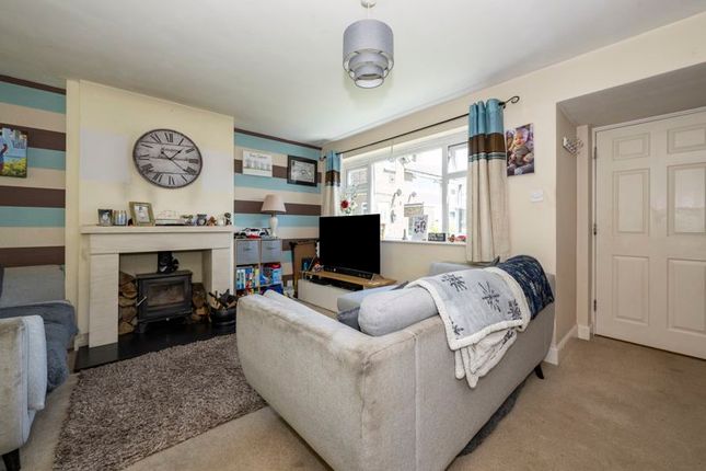 14, Hurstshaw Gardens, Heathfield photo 4