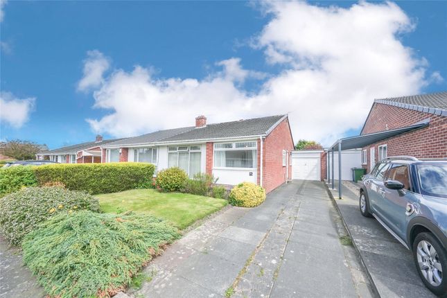 Thumbnail Bungalow for sale in Hollinside Close, Whickham