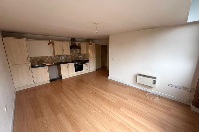 8, Fearnley Mill Drive, West Yorkshire photo 4