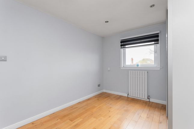 Terraced house for sale in 18 Craigmount Avenue, Corstorphine