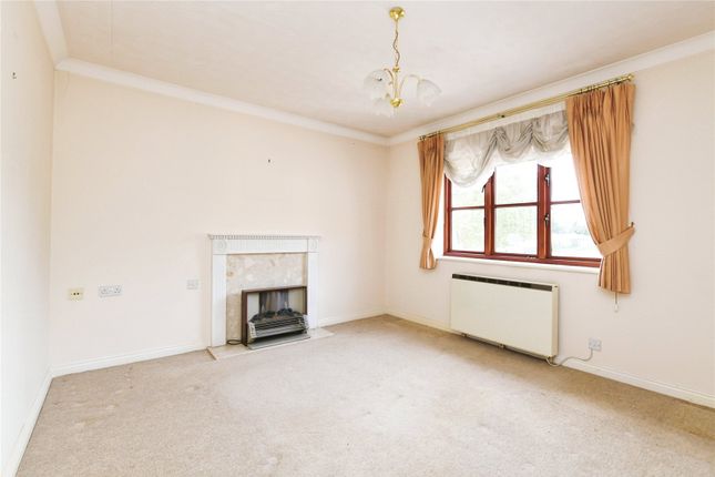 Flat 8, Roberts Court,, Baddow Road, Essex photo 3