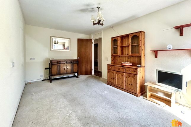 36 Town Bridge Court, Chesham photo 2