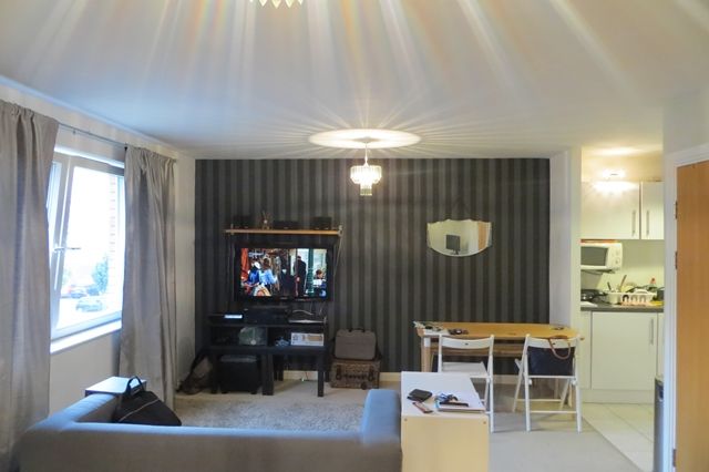Studio To Rent In Cardiff Bay Century Wharf Apartment Cardiff Bay Century Wharf Studio Apartment To Rent Available Now Cf10