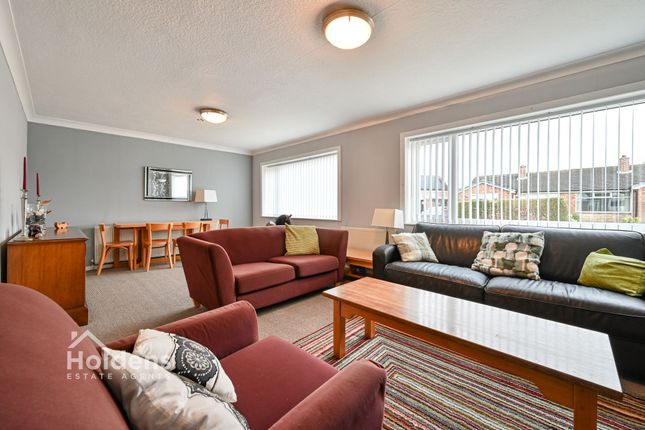 7 Tootle Road, Preston photo 2