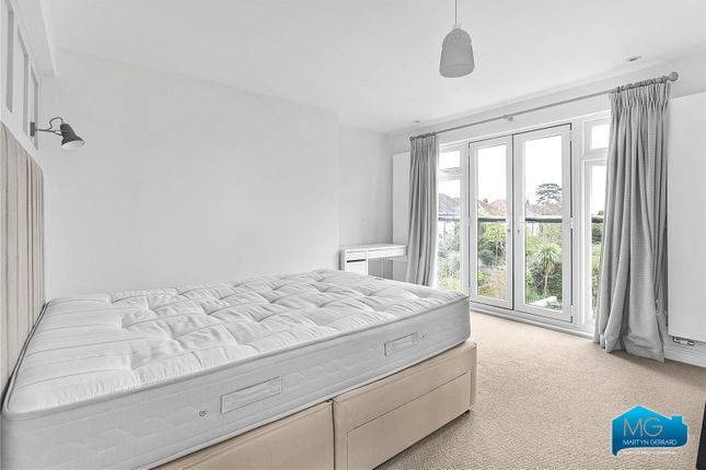 Semi-detached house to rent in Highlands Road, Barnet, London