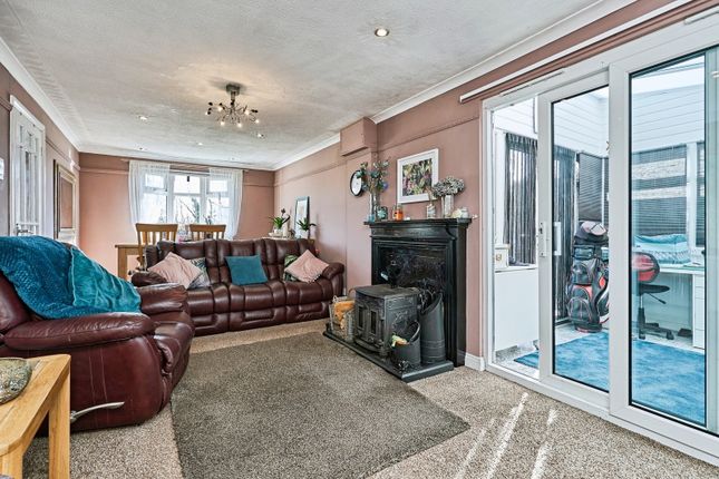 19 Top Field,, Severnside, Bridgnorth photo 4