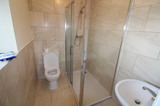Flat 1, 81, Church Road, Formby, Liverpool photo 5
