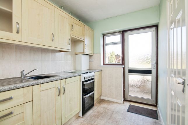 1, Chaucer Avenue, Dudley photo 3