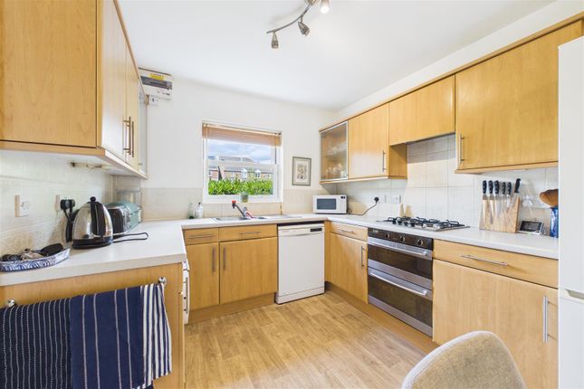 6, Rudkin Place, Fishbourne photo 4