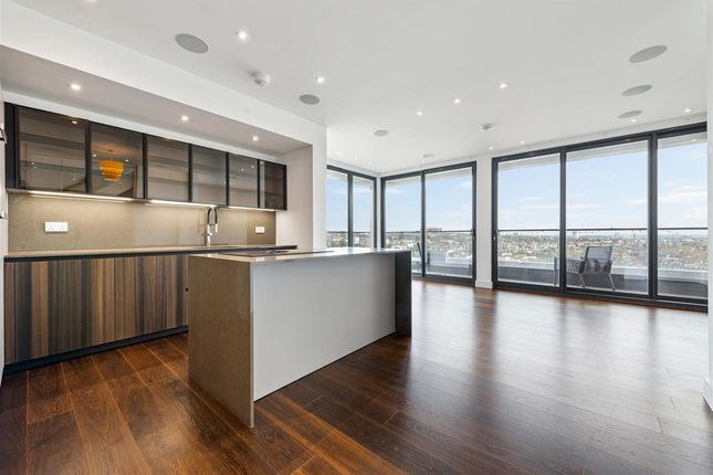 Penthouse for sale in Centre Heights, London NW3