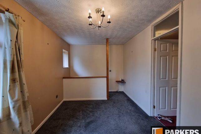 31, Durley Crescent, Ashurst Bridge photo 4