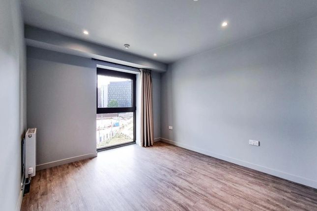 54232345, Solar, 3 Marley Street London, Wembley Park photo 3