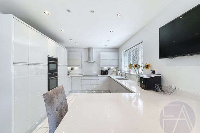 11 Kew Road, Formby, Merseyside photo 4