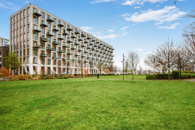 Flat for sale in Kelson House, Royal Wharf, Docklands