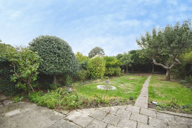 Bramwoods Road, Chelmsford photo 4