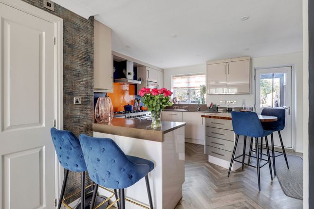 24 Stavely Way, Nottingham photo 3